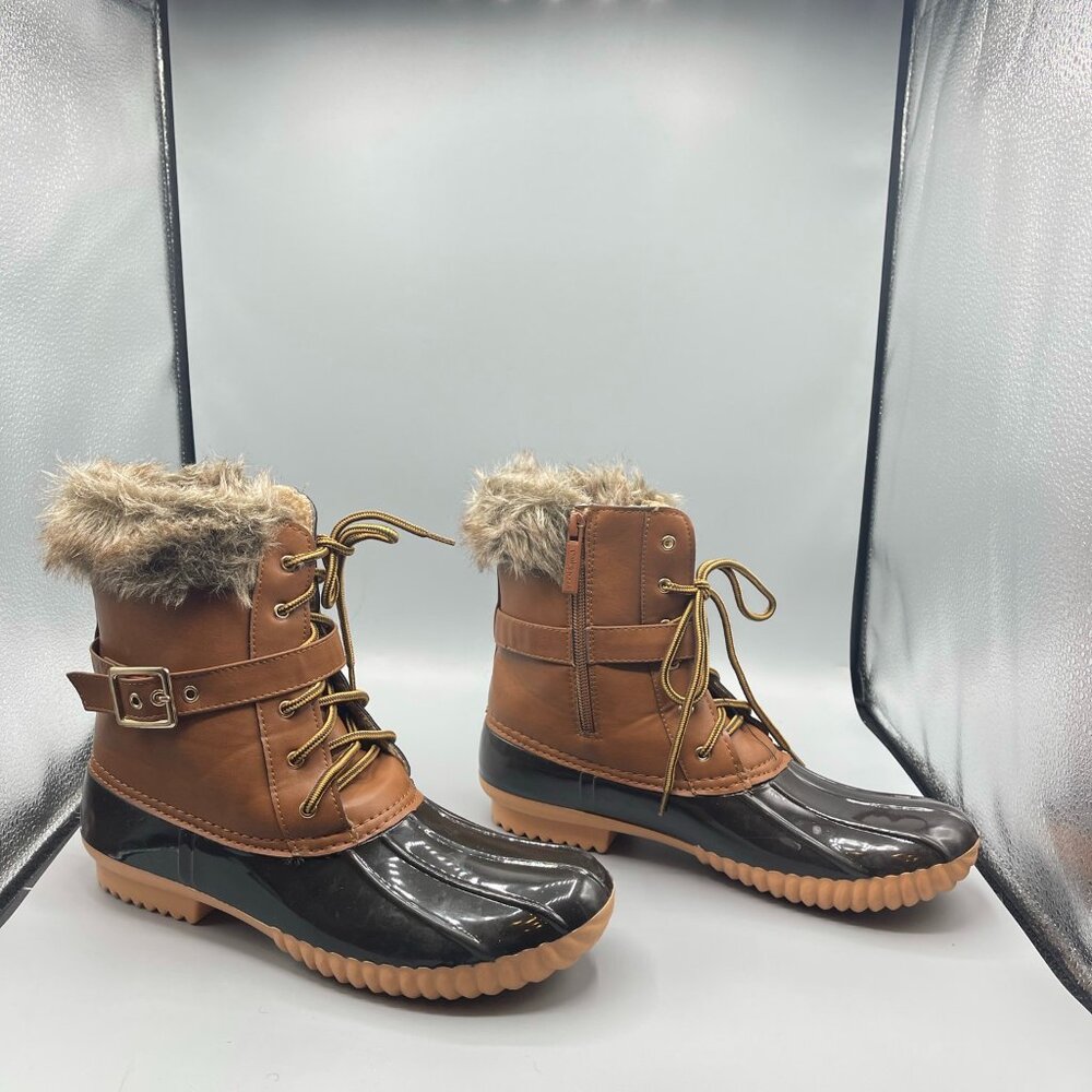Daily Shoes Duck Boots sz 10.5 NEW